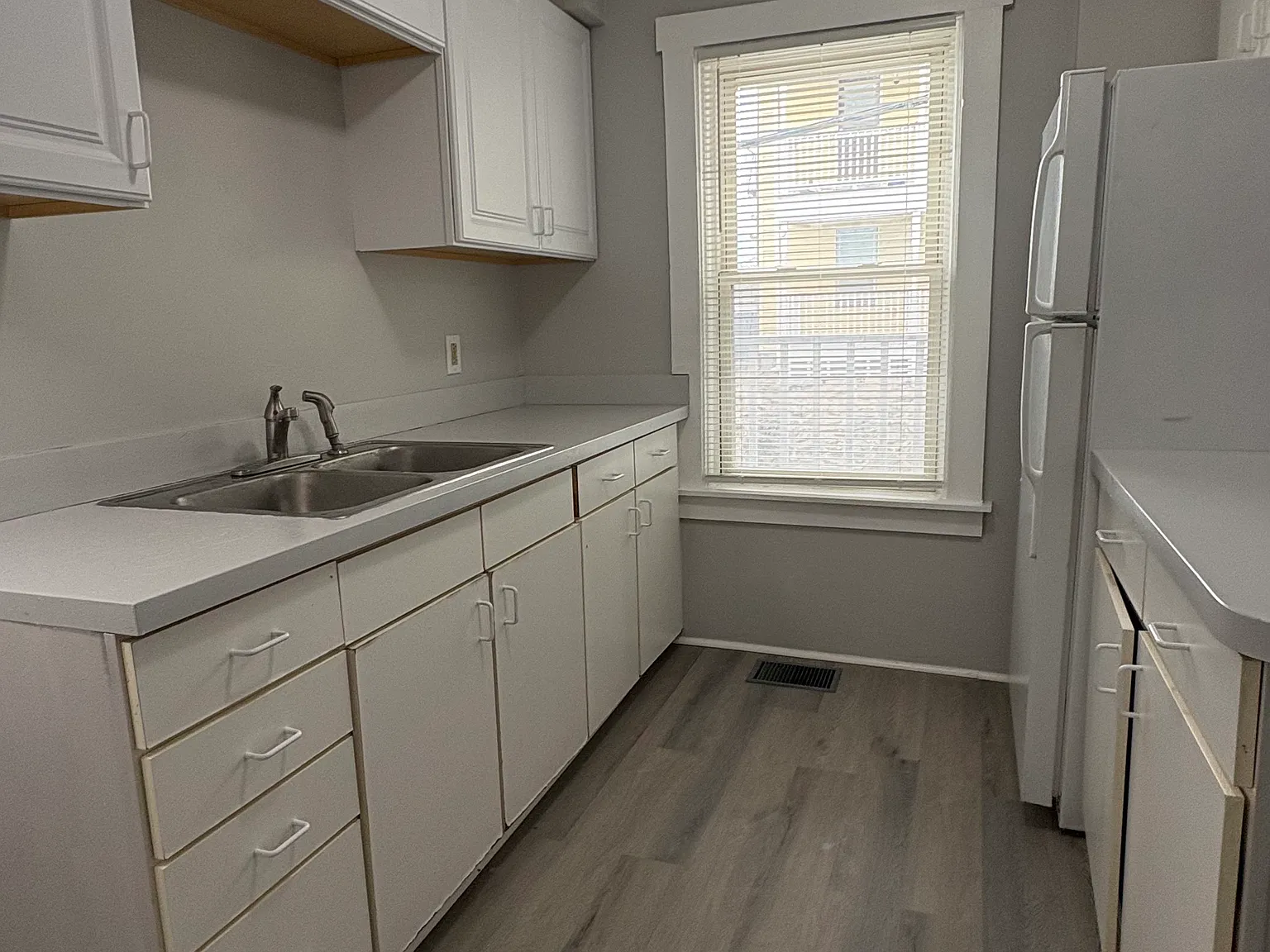 1 bed, $1,350 — Photo 2