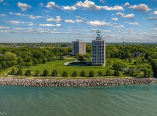 2 Bratenahl Pl APT 8C, Bratenahl, OH 44108