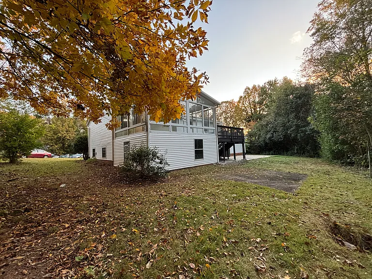 1603 Van Dyke Dr — Photo 22