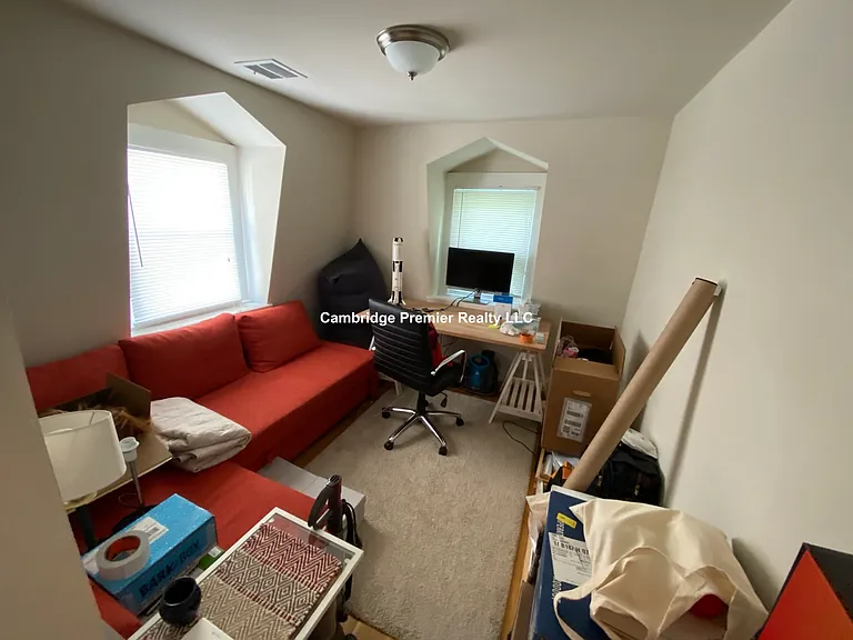 11 Greenville St #2 — Photo 10