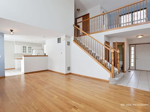 5th image of 10584 Scott Dr