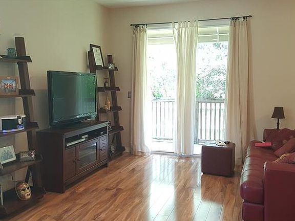 5th image of 8323 King Blossom Ct