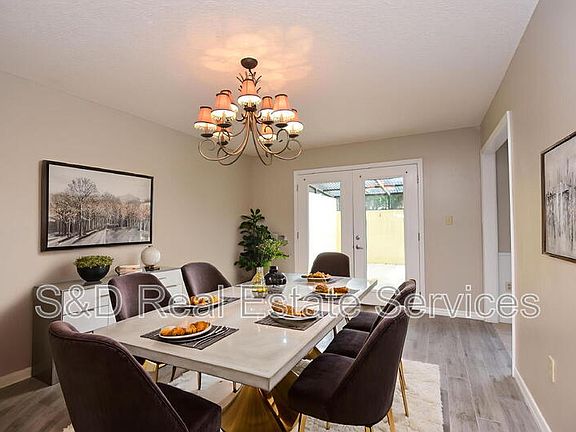 5th image of 637 Victoria Square Ln #5614