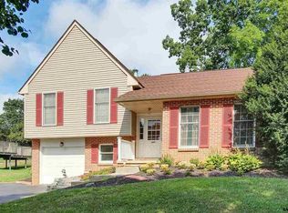 3001 Hadley Dr, York, PA 17408