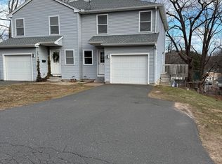 25 Maiden Ln, Vernon, CT 06066