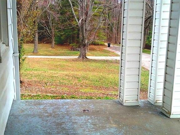 3rd image of 6714 Kembell Dr