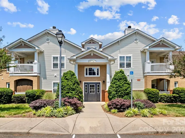 11775 Ridgeway Park Dr, Charlotte, NC 28277