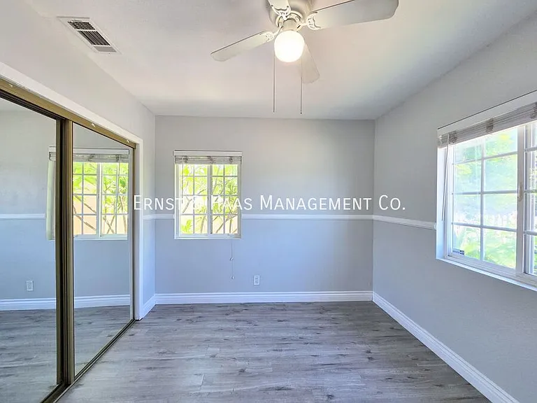 11937 Hercules St — Photo 25
