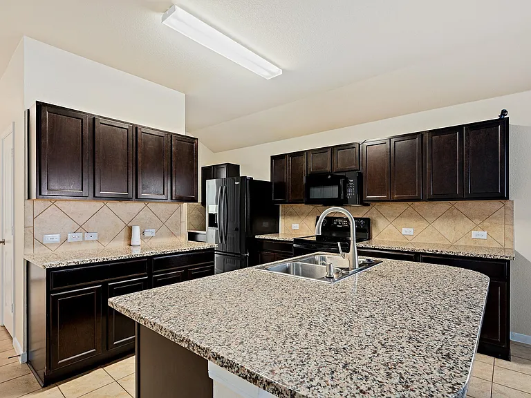 5916 Montrelia Dr — Photo 9