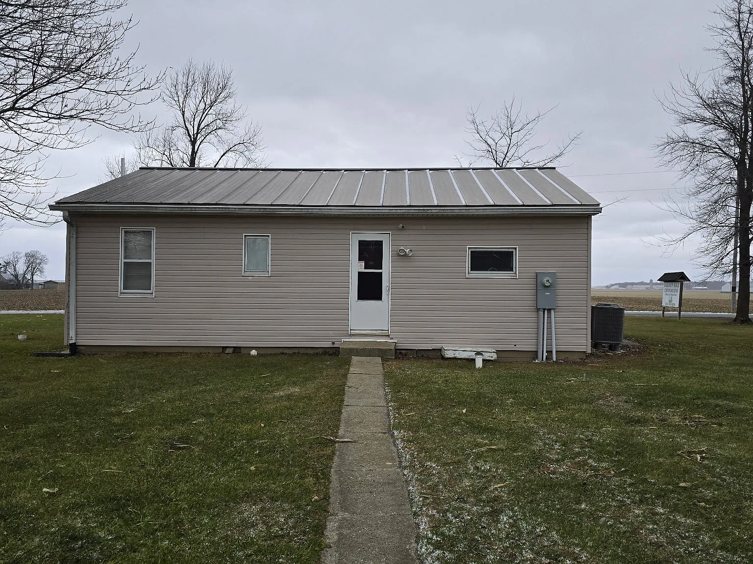 2 bed, 936 sqft, $1,100 — Photo 2