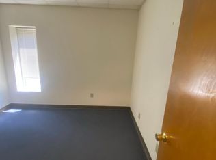 12 Salters Creek Rd, Hampton, VA 23661