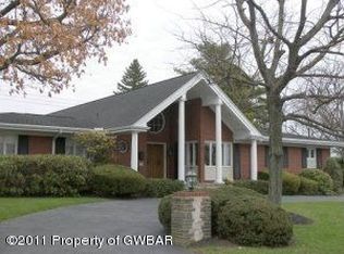 1315 E Chestnut St, Hazleton, PA 18201