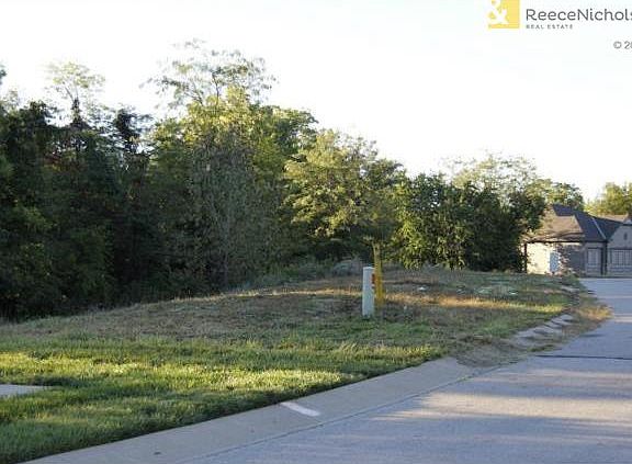 3rd image of 1106 S 13th St