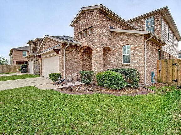 2nd image of 20819 Morgan Knoll Ln