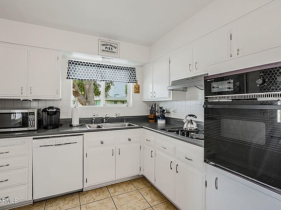 3rd image of 11007 W Abbott Ave