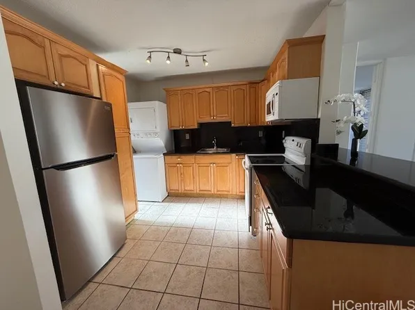 95-055 Waikalani Dr APT H406, Mililani, HI 96789