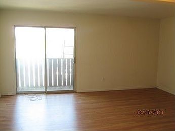 2nd image of 8735 Greenwillow 117 #12