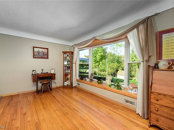 5th image of 7558 Zona Ln