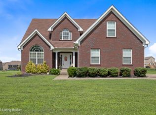 845 Armstrong Ln, Mount Washington, KY 40047