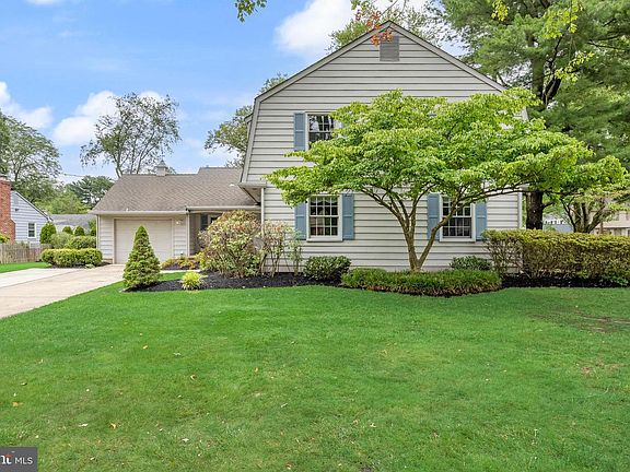 2nd image of 120 Nantucket Dr