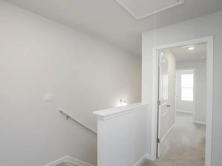 250 Hazel Ln — Photo 43