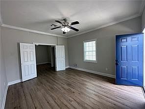 5th image of 3002 Saint Peter St #3002