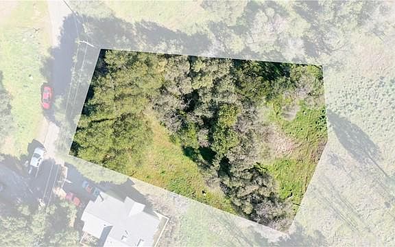 4th image of 10662 Edgewater Dr