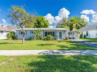 12421 SW 1st Ct, Plantation, FL 33325