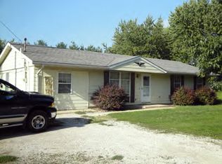 202 Henderson St, Rossville, IL 60963