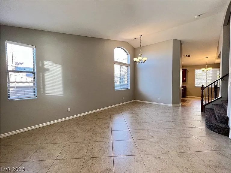 2738 Auchmull St — Photo 4