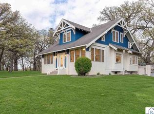 202 N Logan St, Lake Crystal, MN 56055