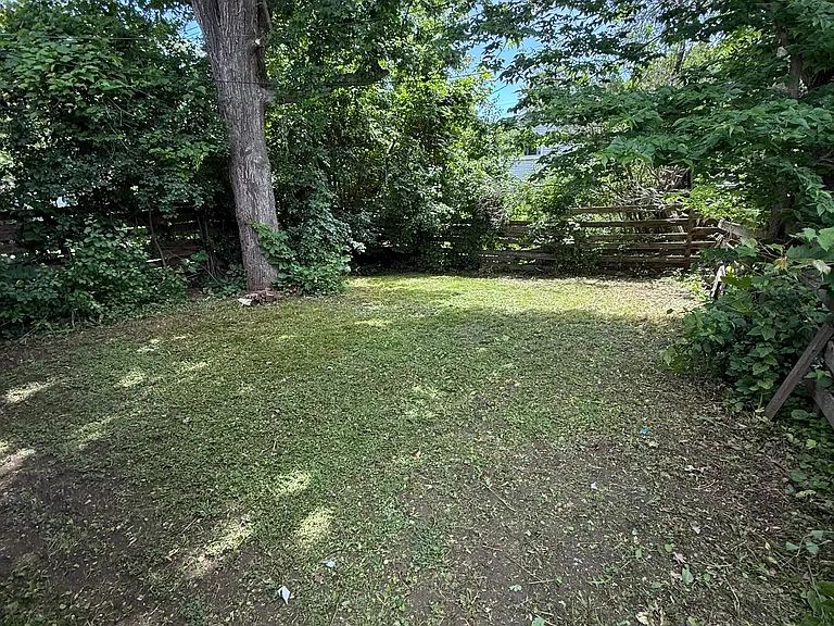 7 Calderwood Dr #1 — Photo 2