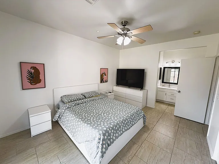 805 S Sycamore St #108 — Photo 5