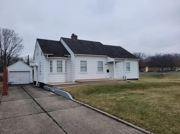2357 N Limestone St, Springfield, OH 45503
