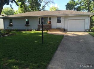 5527 E Captain Rd, Chillicothe, IL 61523