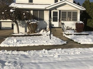 2011 N Evangeline St, Dearborn Heights, MI 48127
