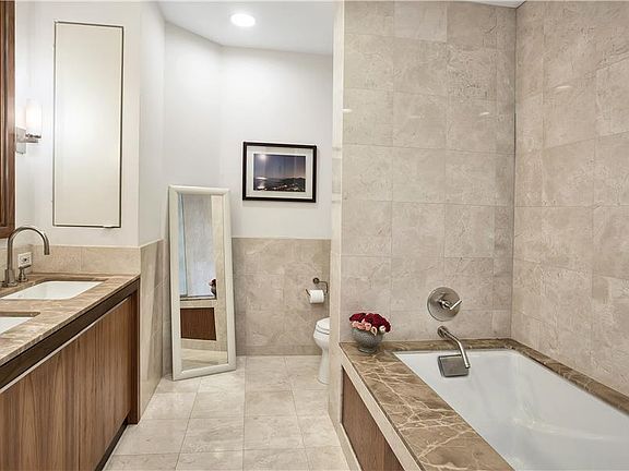 4th image of 1 Morton Sq #11E