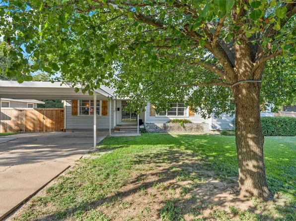 1027 Park Dr, Hillsboro, TX 76645