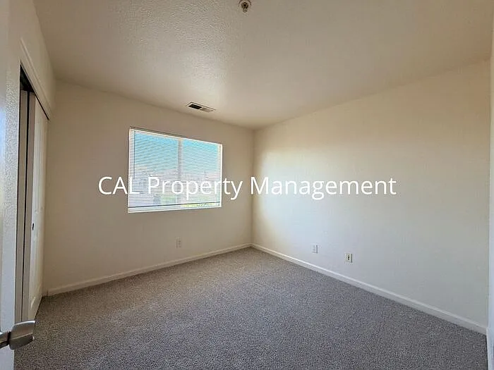 1159 Cobblestone St — Photo 27