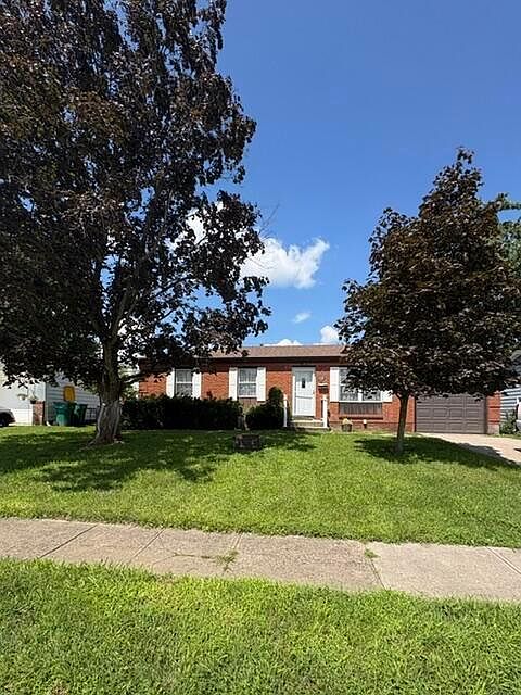 1st image of 750 Crescent Dr