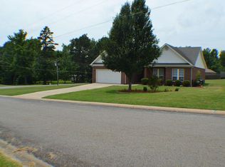 585 Triple J Dr, Lonoke, AR 72086