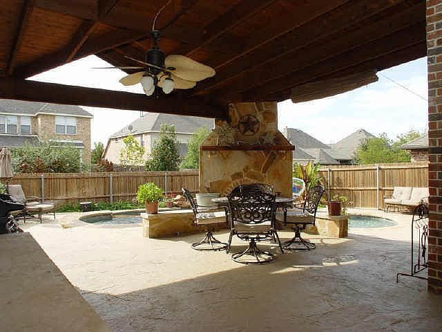 1st image of 15163 Woodbluff Dr