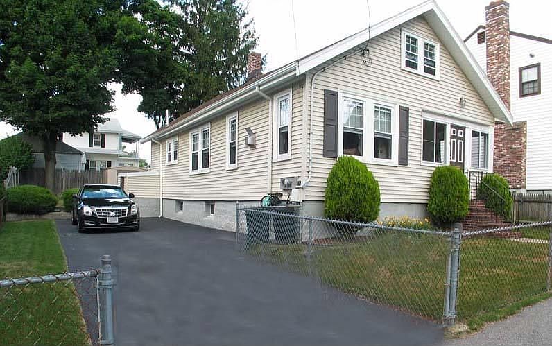 1st image of 178 Belmont St