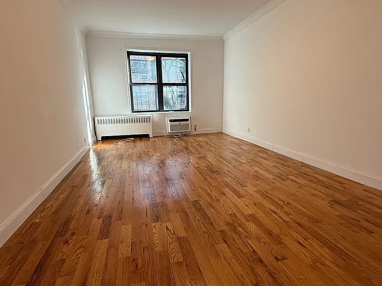 412 E 64th St #3C — Photo 6