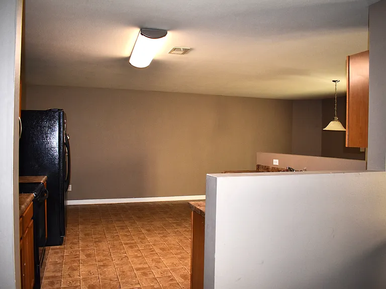 15445 Tyler Mill Dr — Photo 21