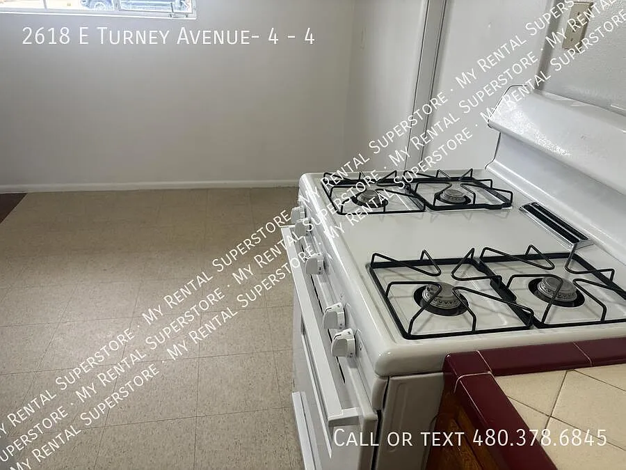 1 bed, 800 sqft, $899 — Photo 3