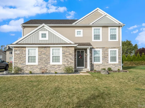 7044 Wildflower Ct, Grand Blanc, MI 48439