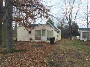 299 Cranberry Lk, Jackson, MI 49201