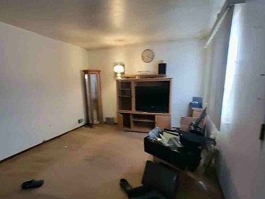 5th image of 23257 Stewart Ave