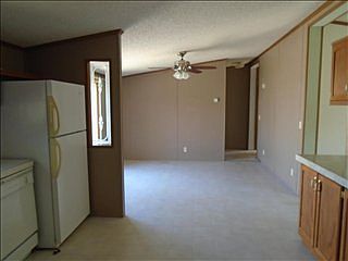 4th image of 306 1/2 N Main St
